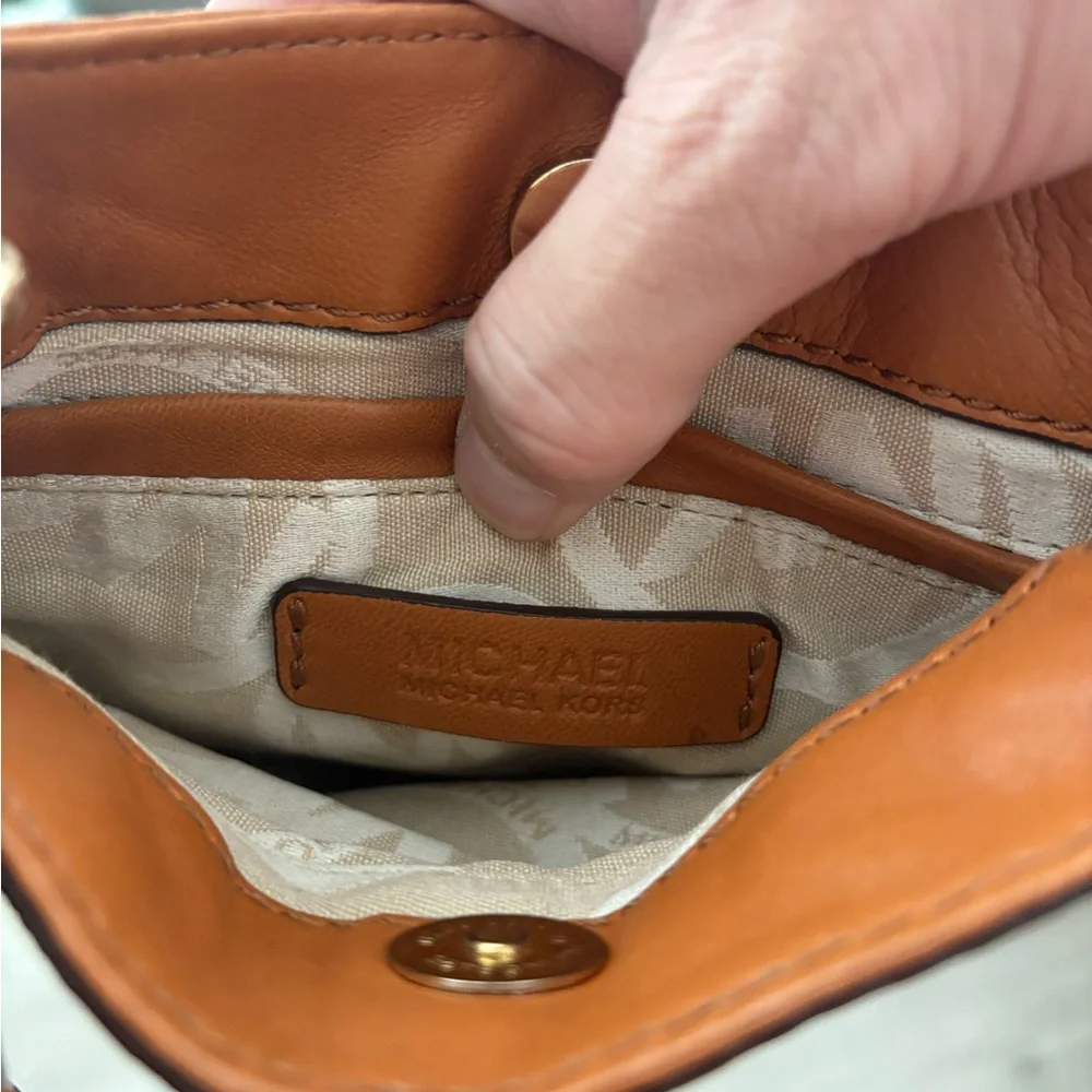 Michael Kors Brown Shoulder Bag with Gold Accents - Picture 6 of 7